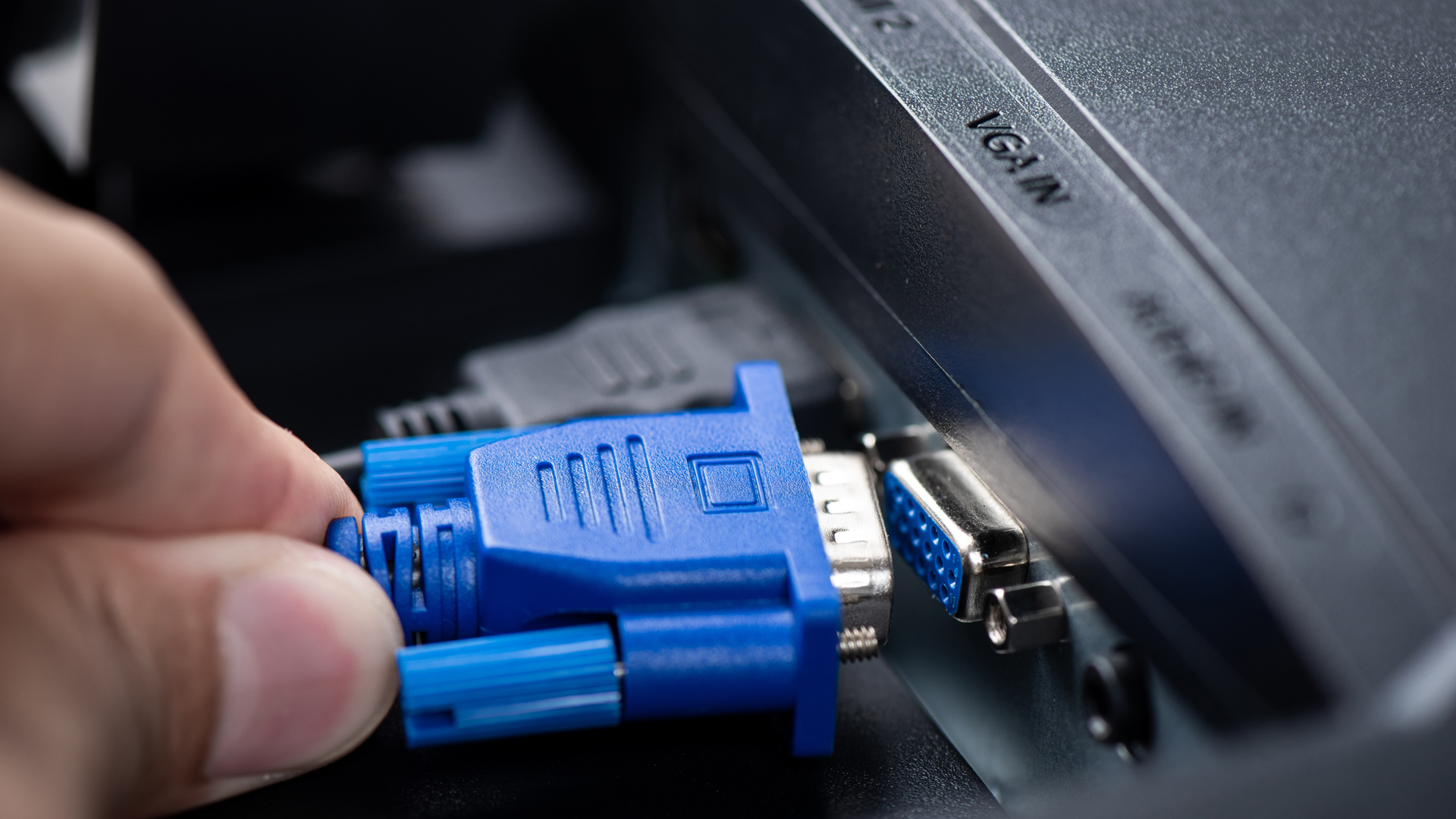 What is the maximum cable length supported by VGA?